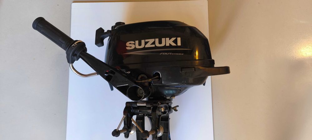 Silnik zaburtowy Suzuki DF2.5S