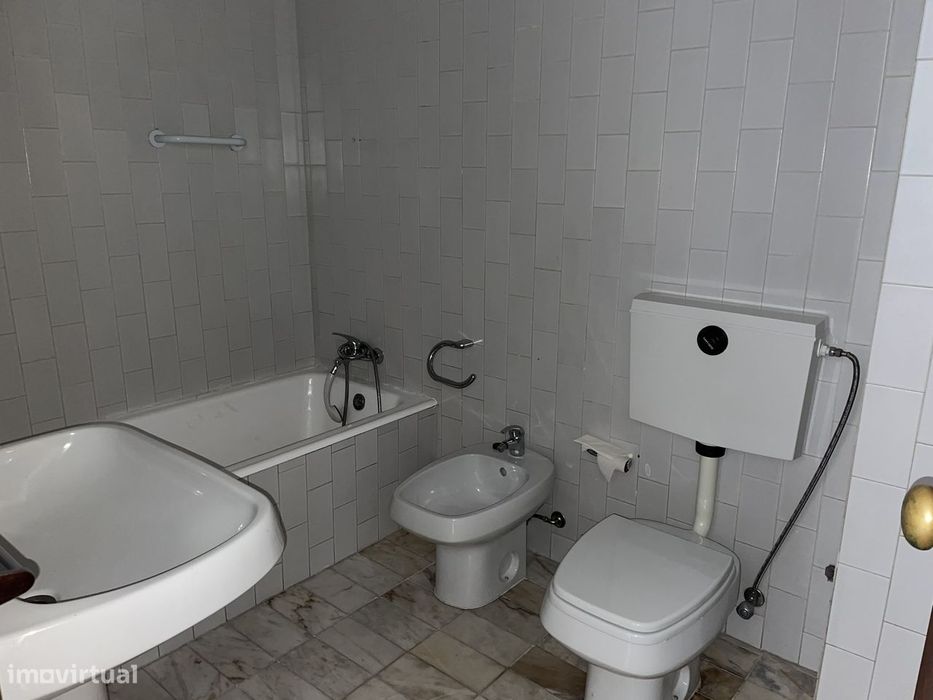 Alugo T1 Avenida da República – Gaia