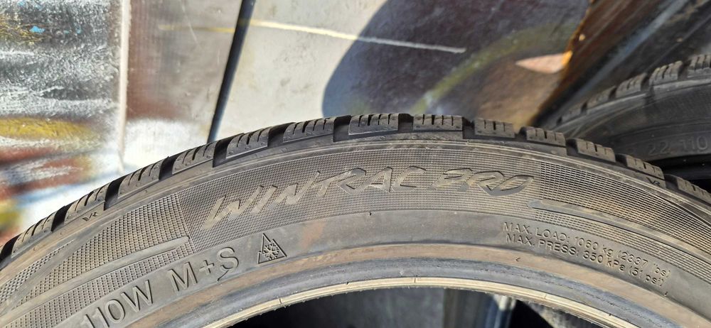 4szt opony zimowe Vredestein _ 285/40/22