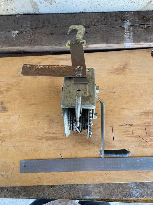 Продам лебідку ручну