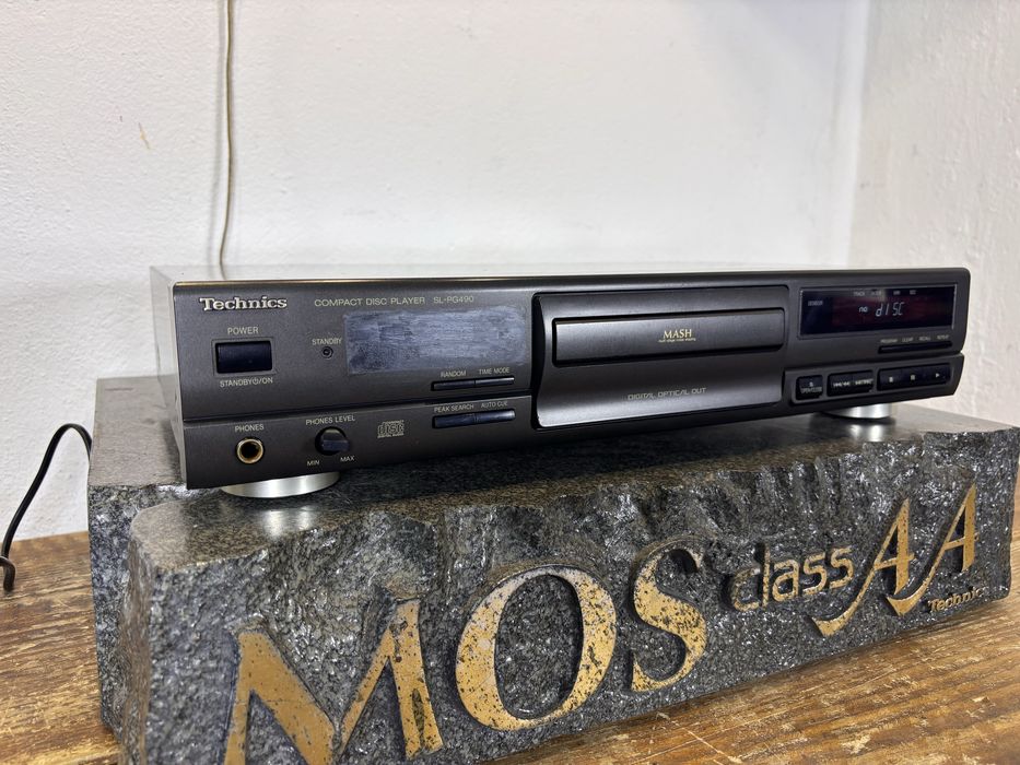 Odtwarzacz CD Technics SL PG 490