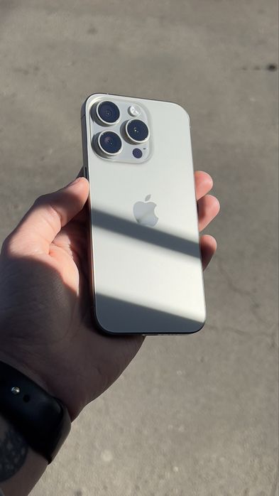 iPhone 15 Pro 256 gb заводской комплект