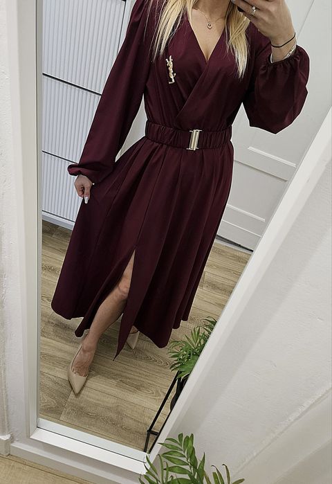 Sukinek red wine burgund glebokie wino z paskiem dekolt V guma w talii