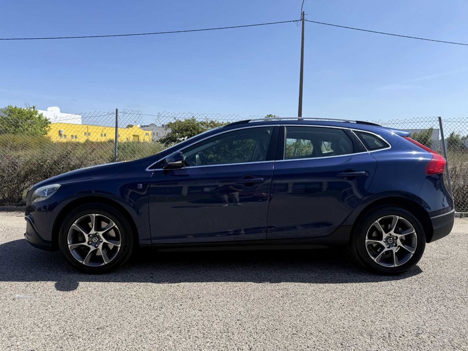 VOLVO V40 CrossCountry 2.0 D2 Ocean Race - 2015 - 167.000km