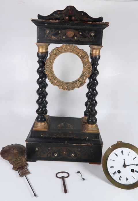 Relógio de Pórtico Séc. XIX/XX para restauro