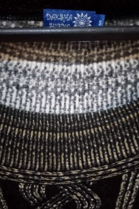 Vestido malha outono/inverno com padrão Berskha/Como Novo(com portes)