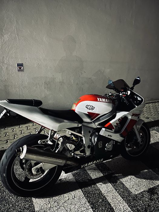 Yamaha YZF-R6 600 (5EB) | Ano 2000 | Projeto / Restauro