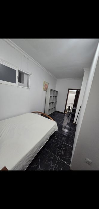Quarto para arrendar junto à casa da Música