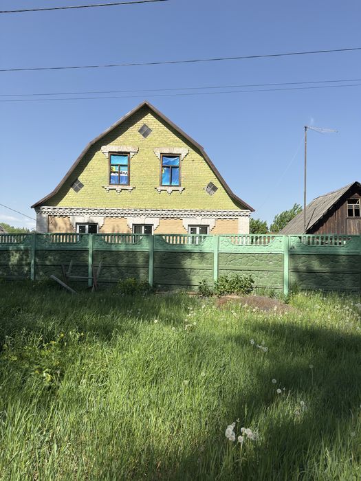 Будинок 187.7 м2 біля лісу на 16-ти сотках землі. Село Мощун