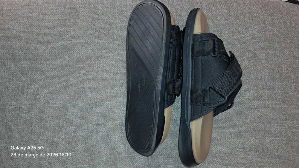Chinelos NTX x RIDER pretos para  homem usados apenas uma vez.