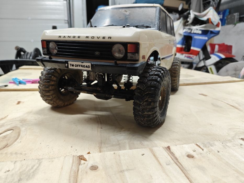 Range Rover Scale 1/10 Carisma  ScaE 1
