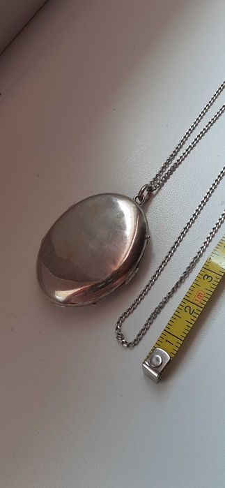 Wisiorek-sekretnik z łańcuszkiem 68 cm srebro 925.