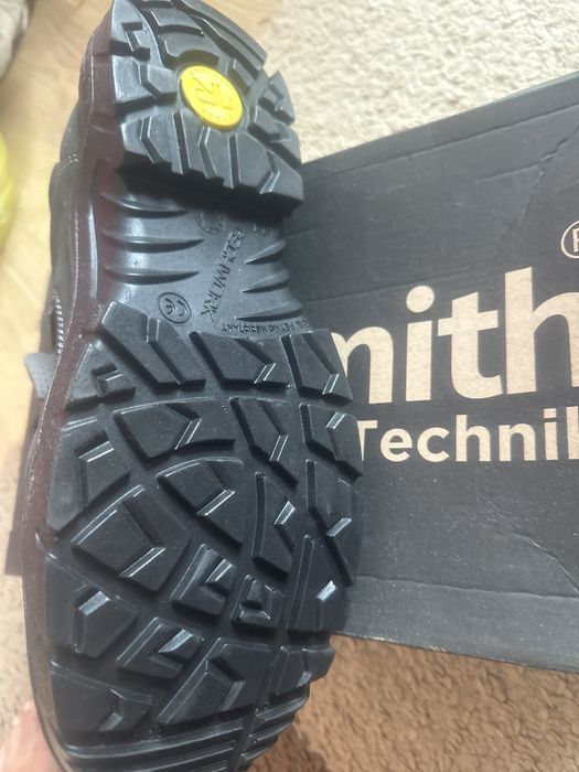 Buty schmith die technik rozm. 44 nowe