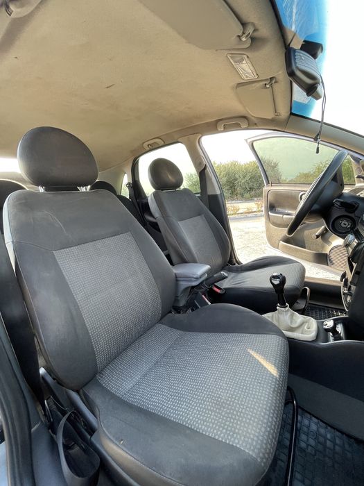 Opel corsa 2004 року