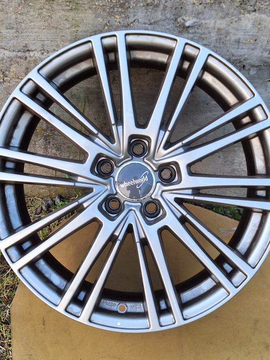 Темно сірі литі диски R18 VW ID4 Passat Alltrack B8 Tiguan 2