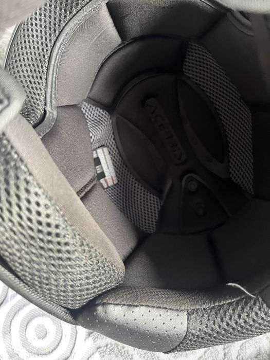 Capacete tamanho M