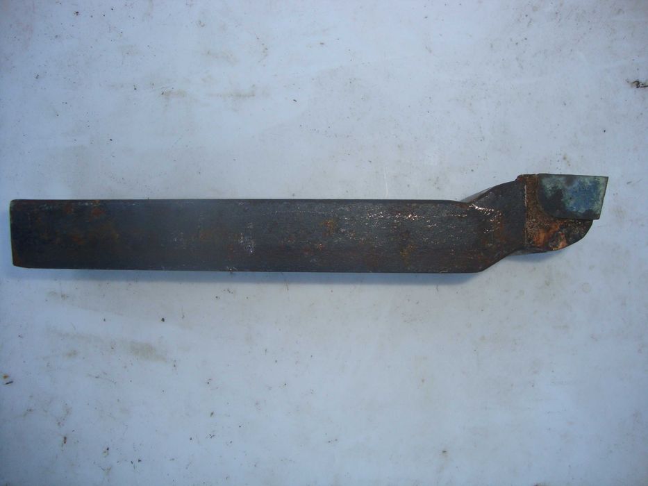 Токарный   резец