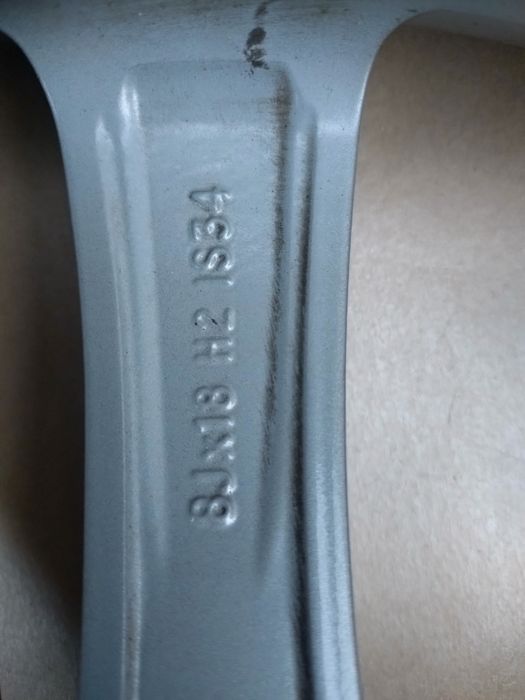 Felga aluminiowa BMW 8x18 IS34 5x120