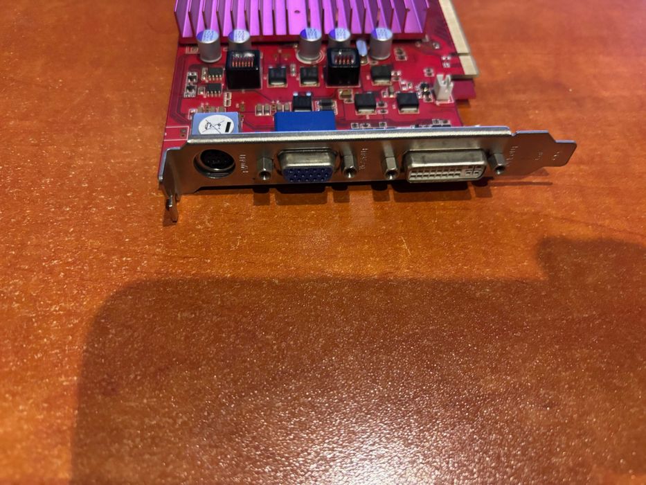Karta graficzna 7300GT pci-e 256mb ddr2 tv-out dvi