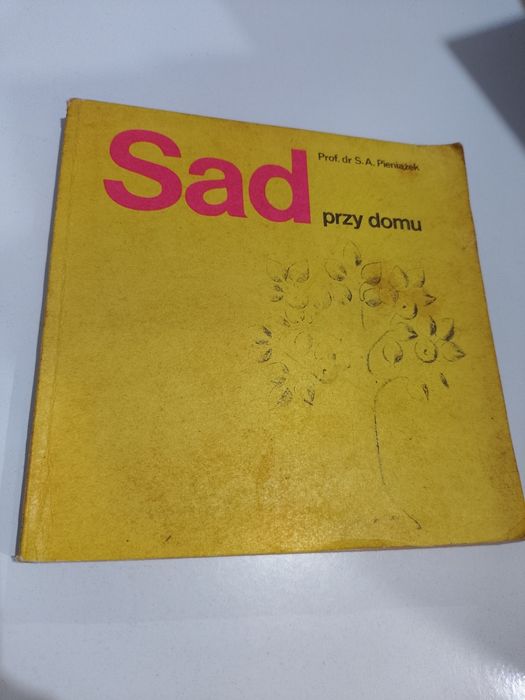 Prof. dr S. A. Pieniążek Sad przy domu