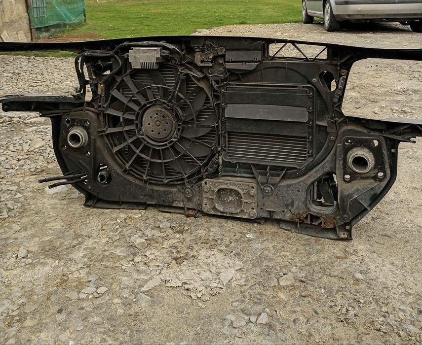 Pas przedni audi a4 b6