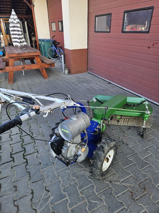 Zamiatarka spalinowa Tielbürger T77