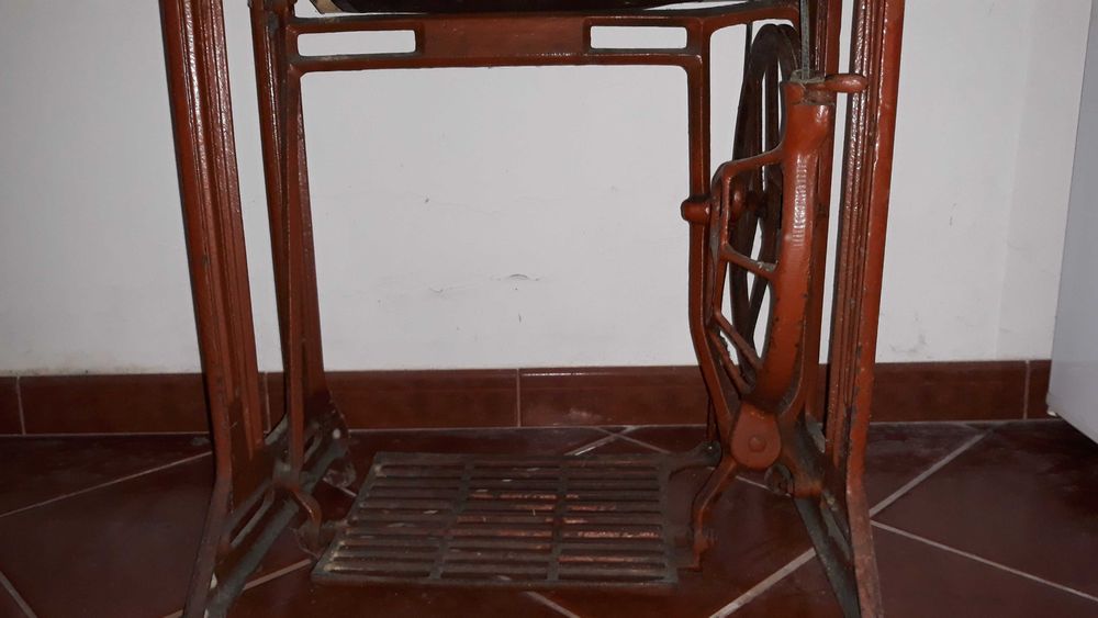 Máquina costura singer