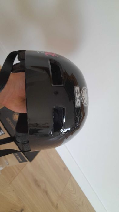 Fuse Alpha kask skate | Glossy Miami Black