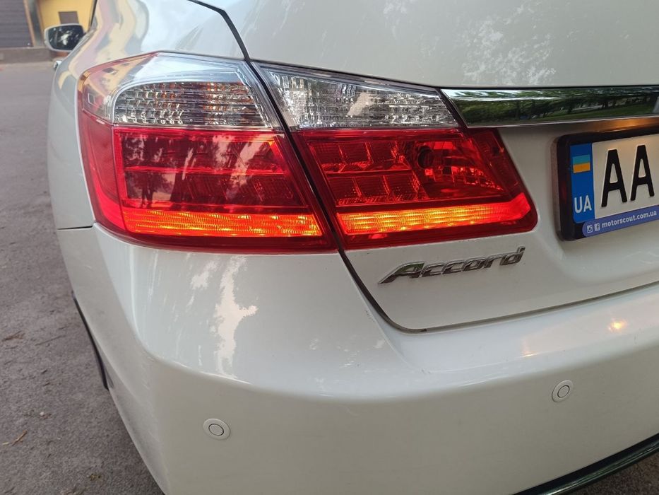 Продам Honda Accord Executive.