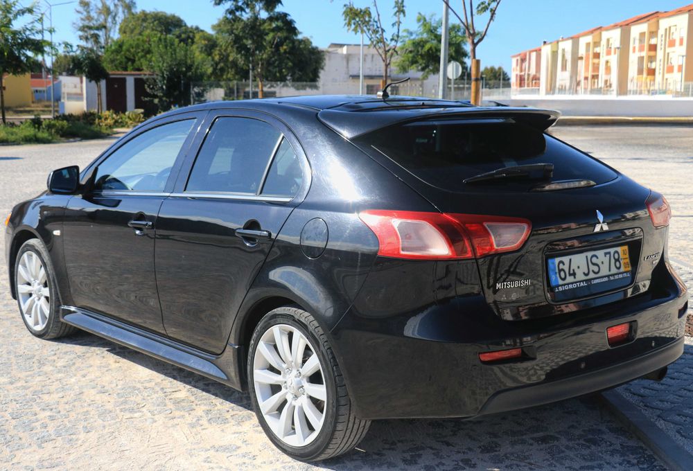 Mitsubishi Lancer Sportback 1.8 DI-D Intense ClearTec | 136 cv | 2010 — photo 2