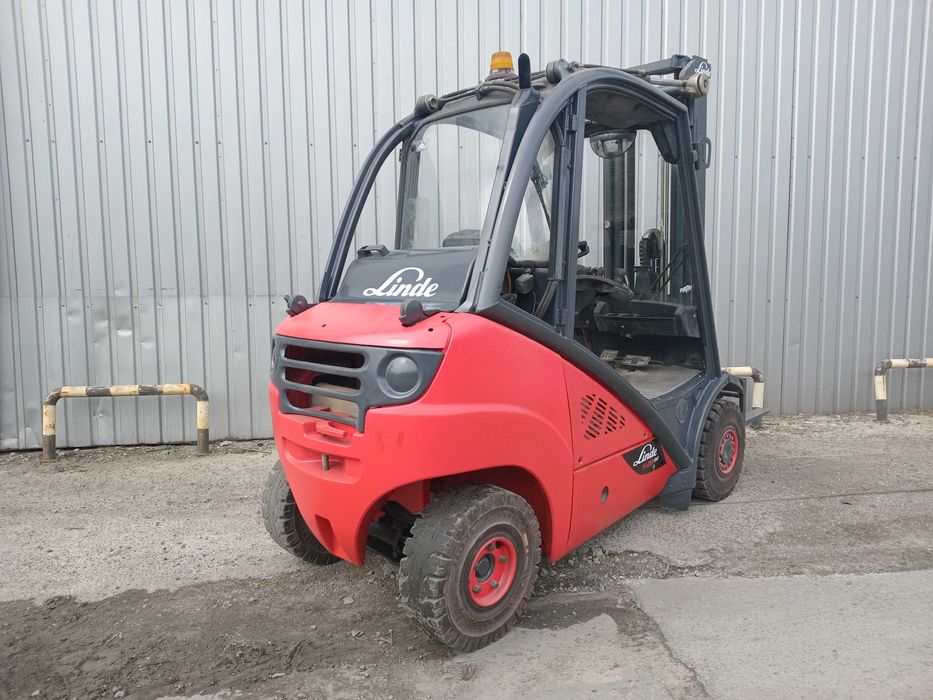 Навантажувач Б.в. LINDE 2.5t , 5m