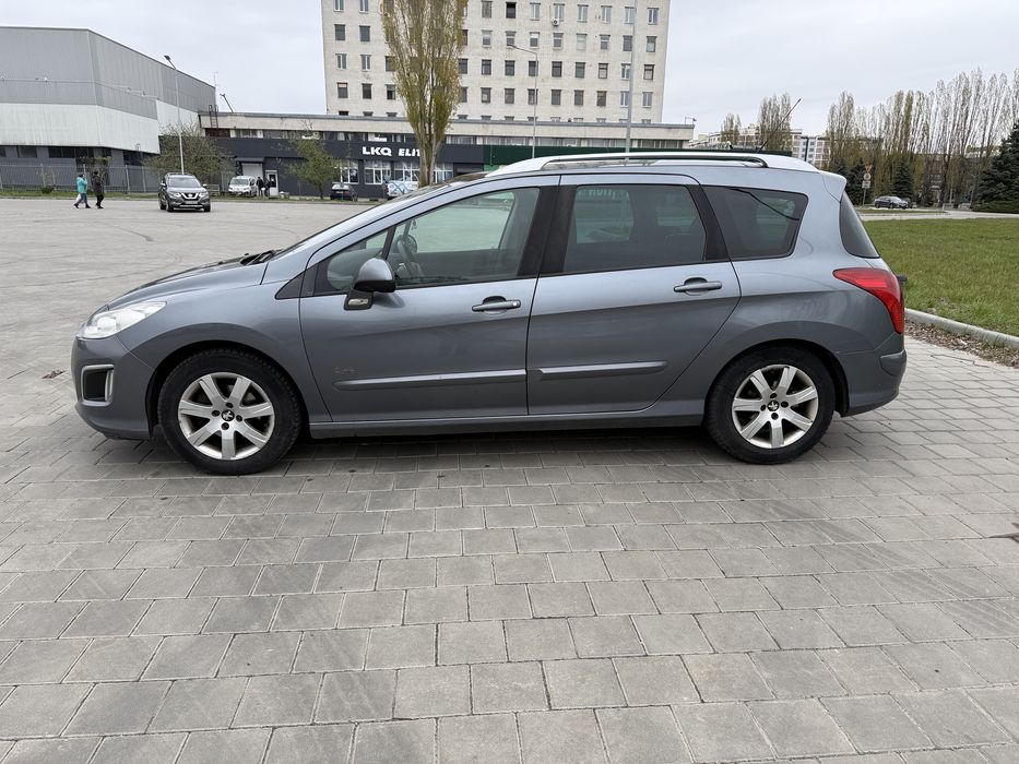 Peugeot 308 2011