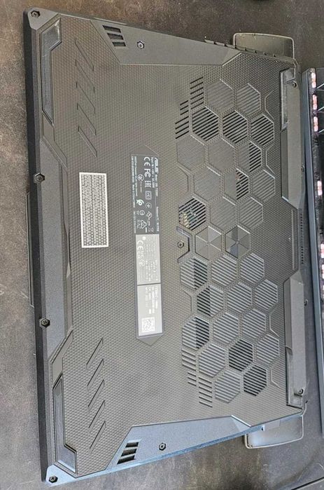 Portátil Asus TUF Gaming F15 FX506H i5 512GB SSD