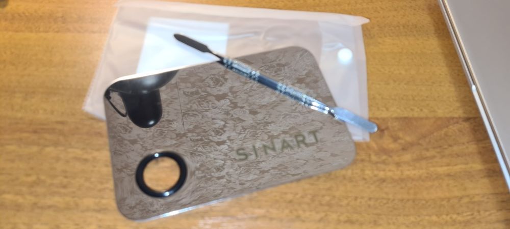 Косметика для макіяжа  візажиста