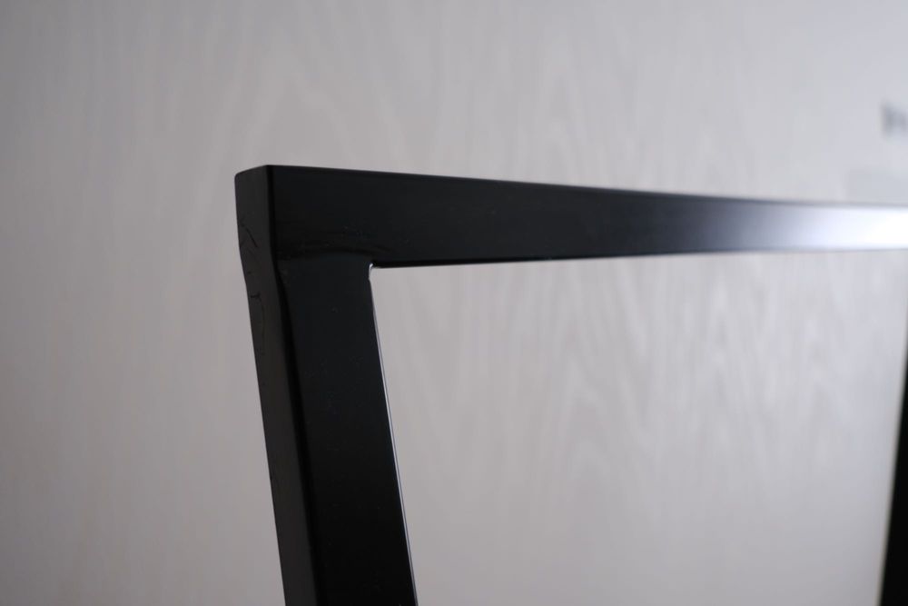 HAY LOOP STAND WARDROBE BLACK - aço - apenas para recolha