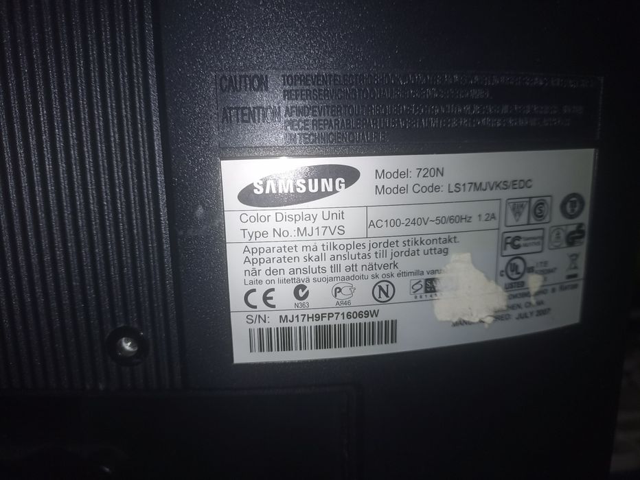 Монітор Samsung SyncMaster 720N