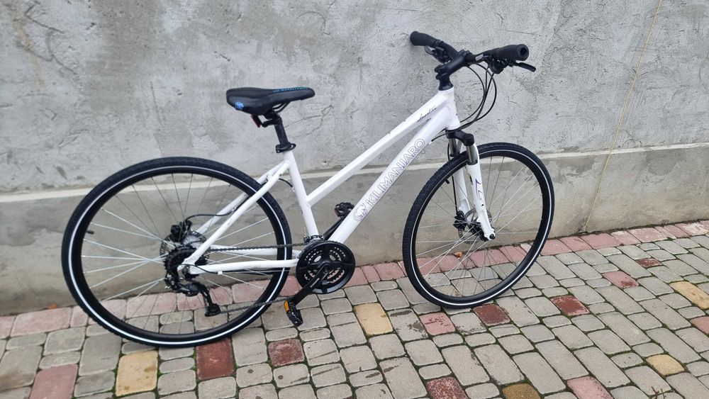 Kilimanjaro Cross Sport гароший комплектації гарному стані