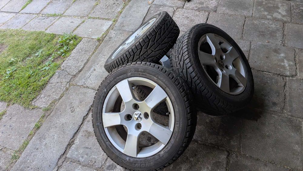 Opony letnie i zimowe 195x55x16 na alufelgach