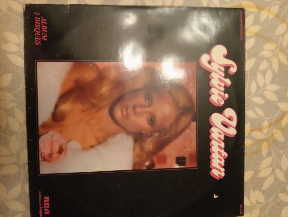Sylvie Vartan Double LP Vinyl Record with Poster