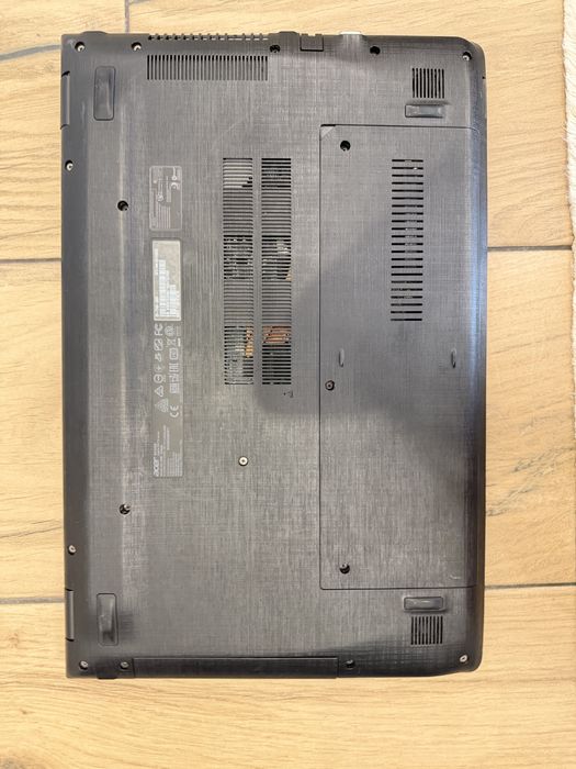 Ноутбук Acer Aspire E5-772G