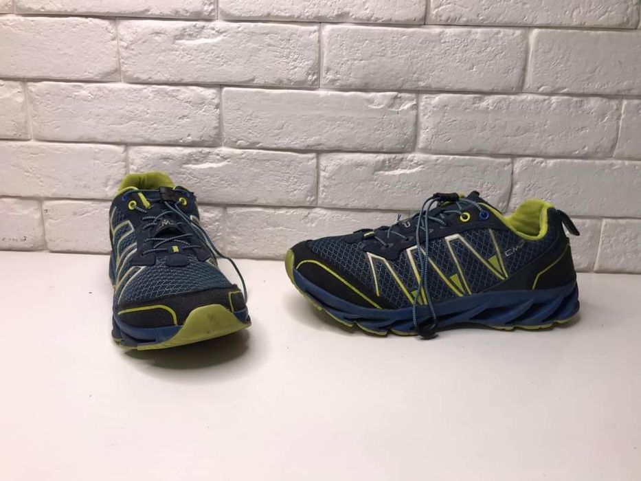 Buty sportowe chłopięce CMP Rozmiar 39