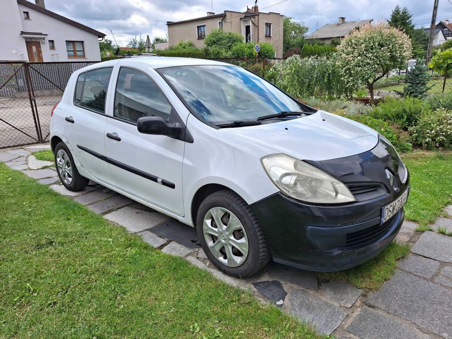"Biała Strzała" - Renault Clio 1,2 / 2008