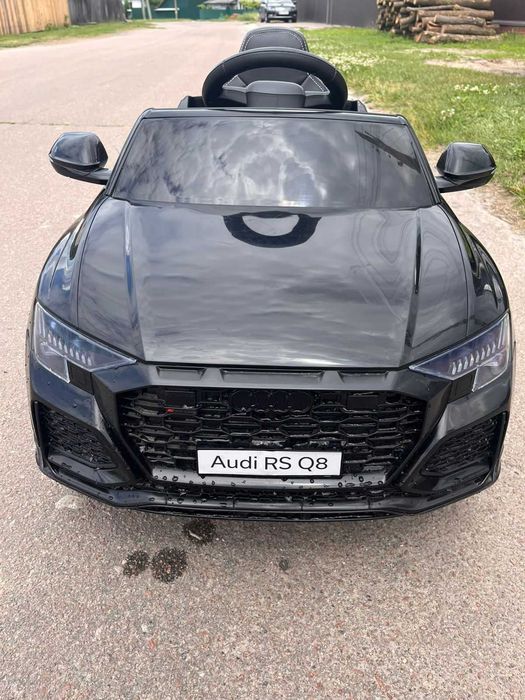 Дитячий автомобіль