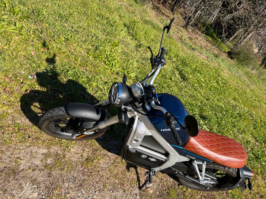 Mota Horwin CR6 (eléctrica) Full Extras