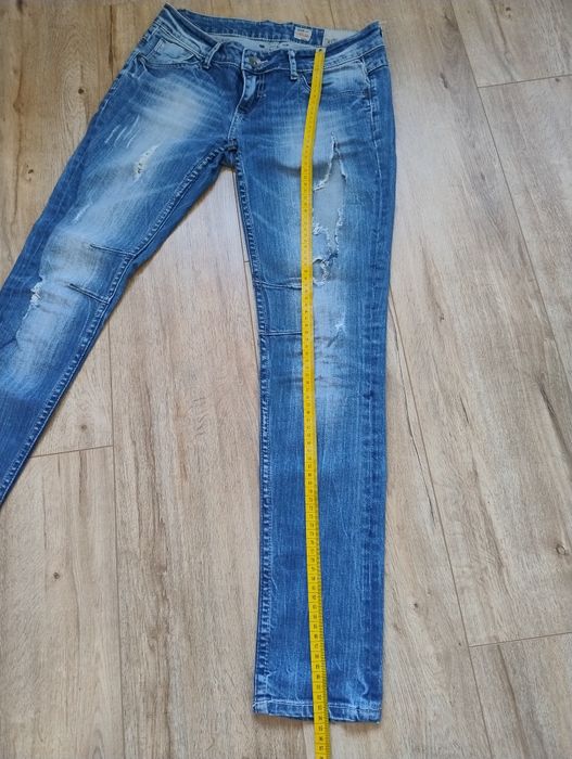 Spodnie jeansowe Reporter rozmiar 27/32