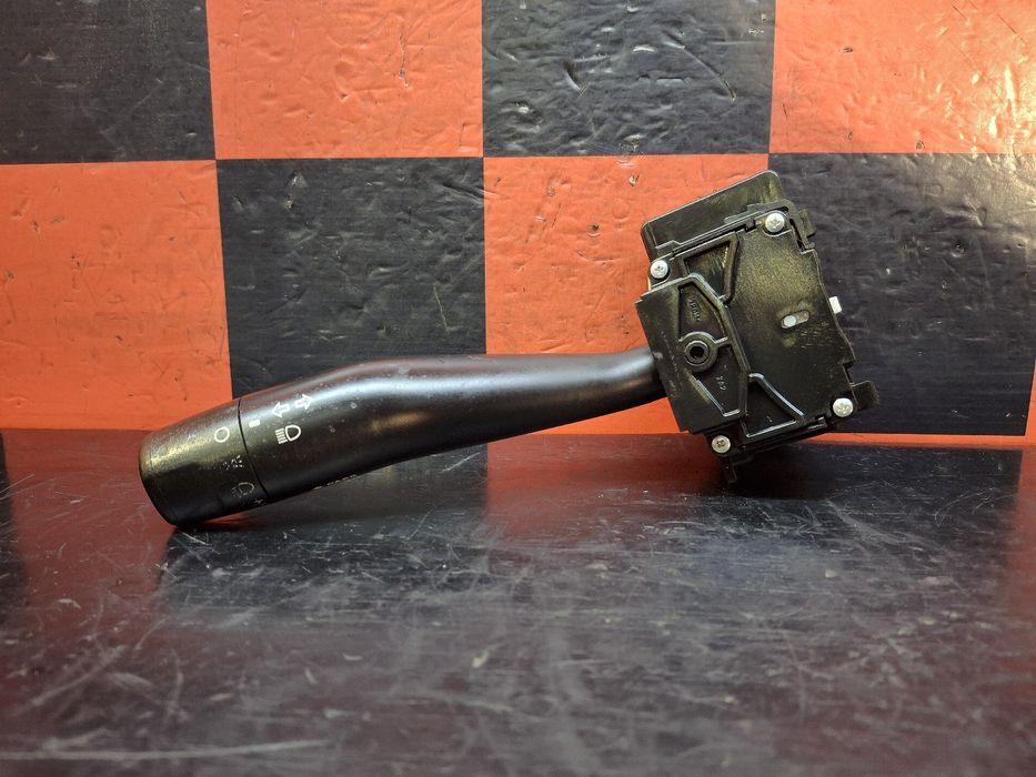 Botão / interruptor de luzes ISUZU N (6th Generation)
