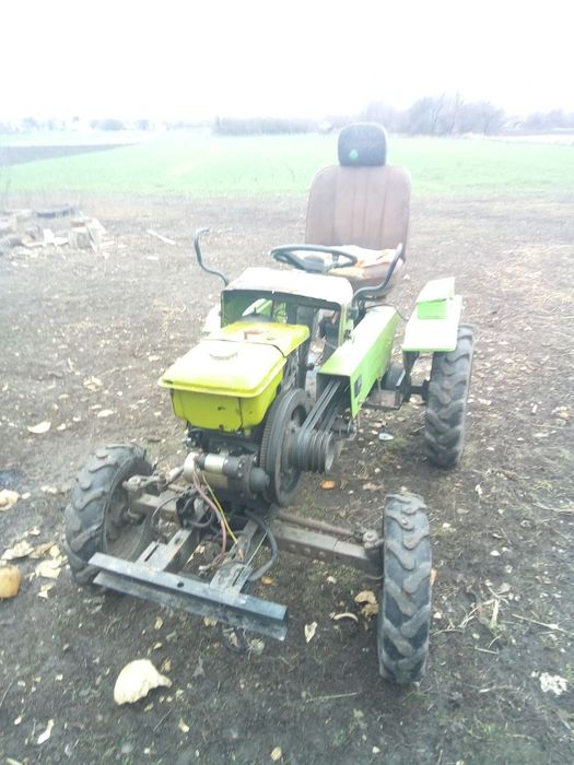 Трактор зубр продам