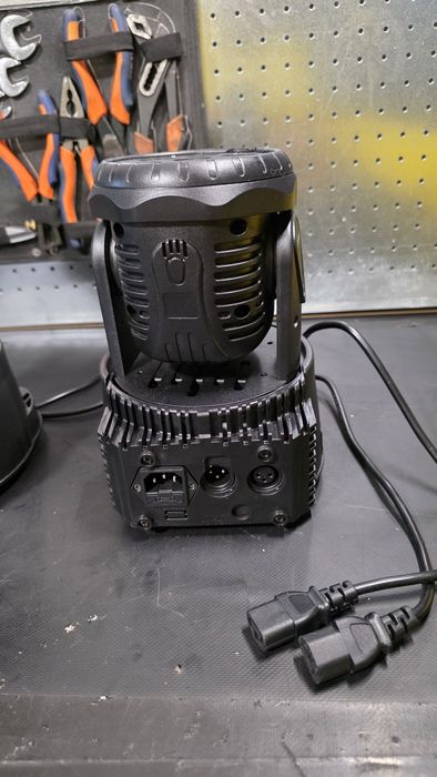 2x Moving Head FONESTAR LED RGBW 7x10W
