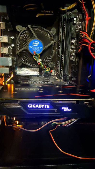 Gigabyte z270P+проц/ОЗУ:20Gb(DDR4)