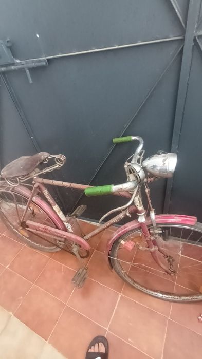 Pasteleira antiga